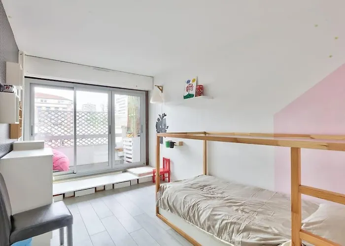 Beautiful And Bright 3 Bed Near La Villette